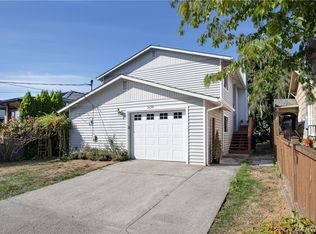 328 N 101st St, Seattle, WA 98133