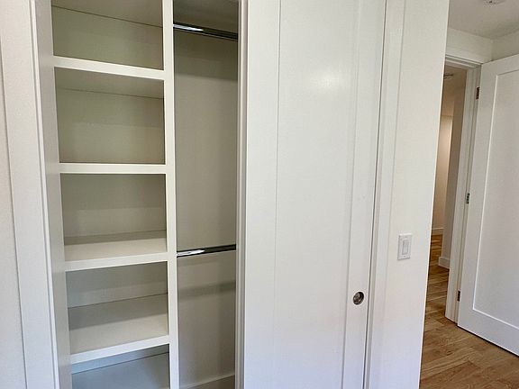 4th image of 67 Morton St APT 4C