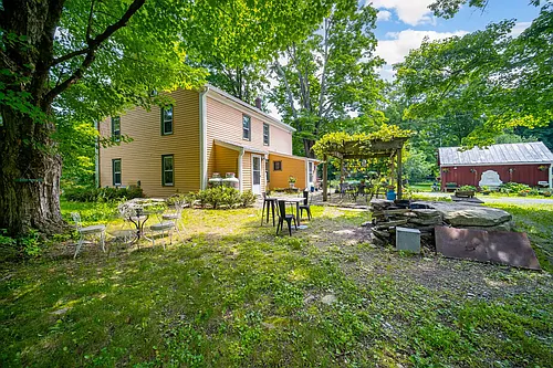 123 Bedell Ave Photo 1