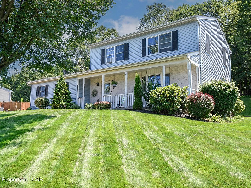 1st image of 79 Valley View Dr