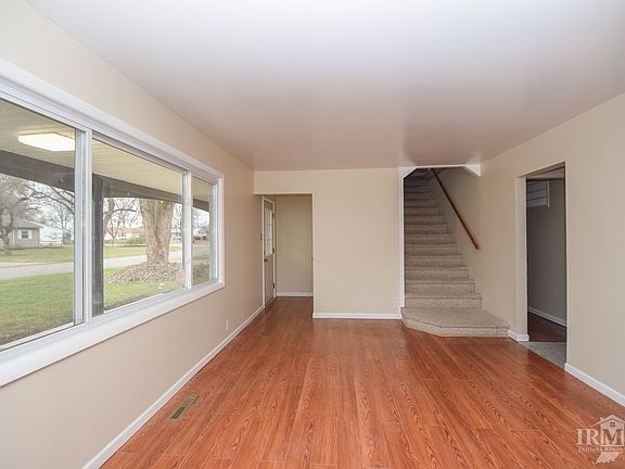 4th image of 3614 N Vernon Dr