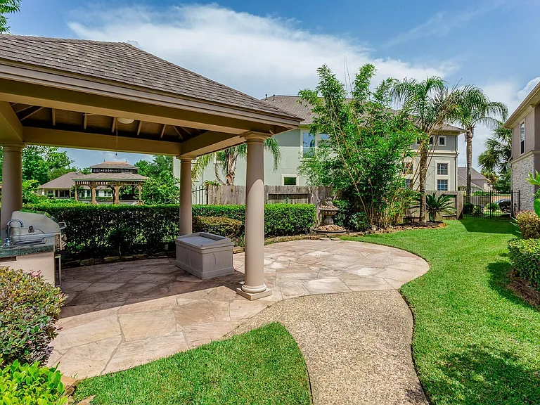 5243 Harvest Bend Ct — Photo 36