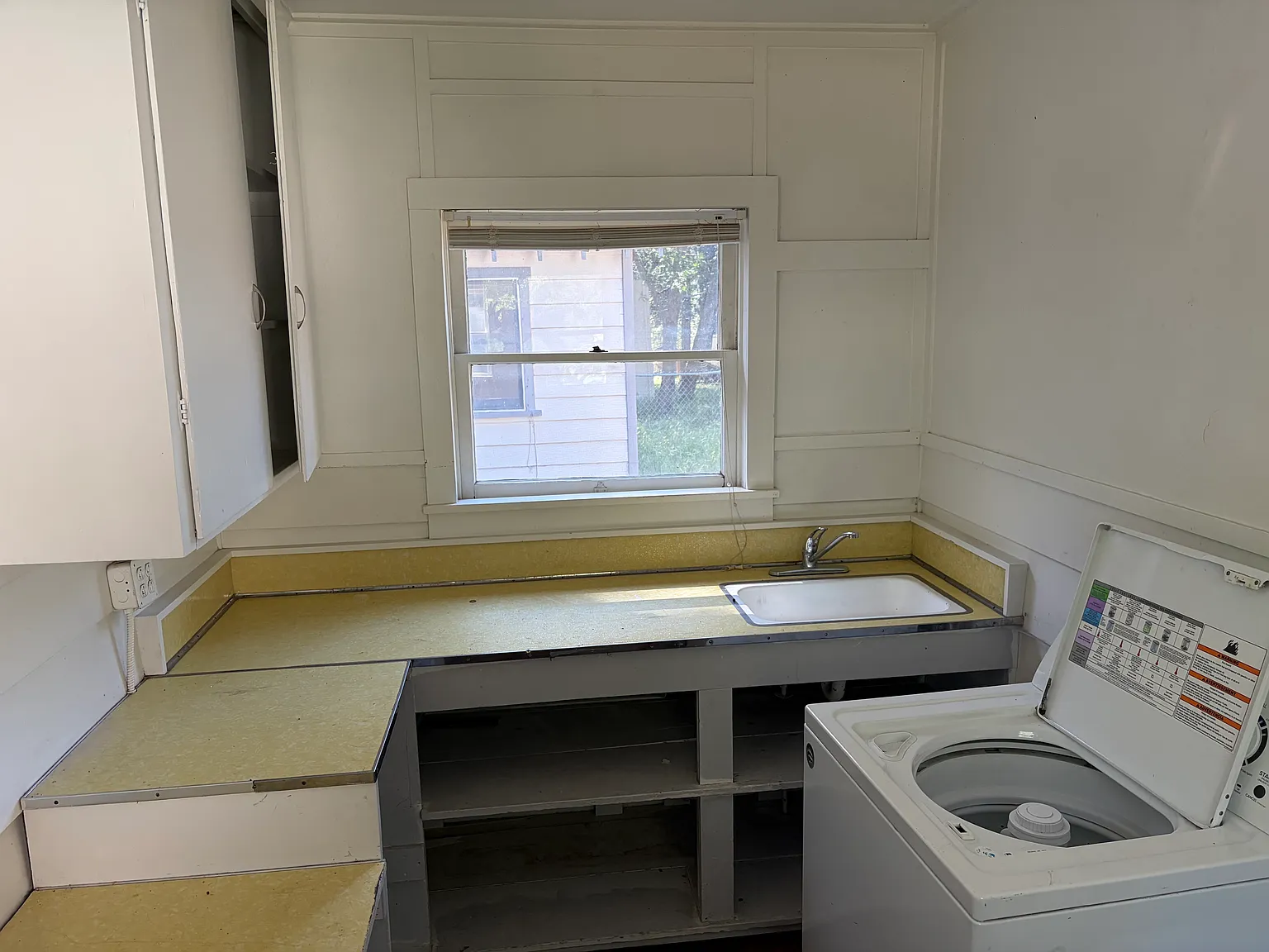 2 bed, 1057 sqft, $1,950 — Photo 4