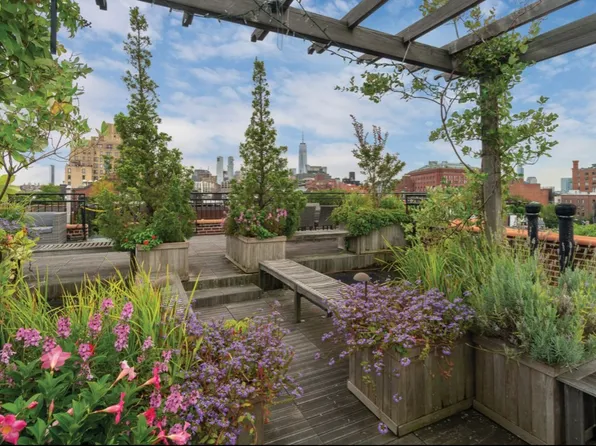 96 Perry Street image 2 of 9