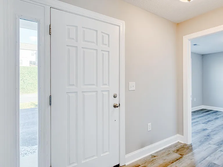 1210 Providence Blvd — Photo 3