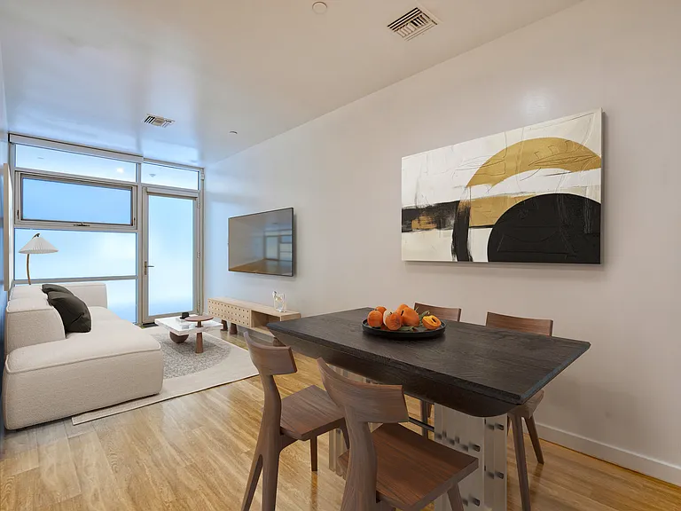 10599 Wilshire Blvd — Photo 24
