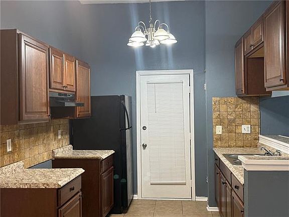 5th image of 3525 Timber Wolf Ln