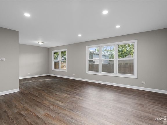 5th image of 152 Richmond Dr