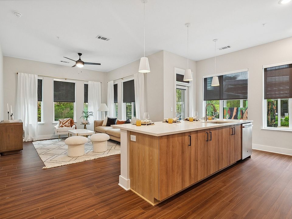 Flatiron_interior_kitchen living room (1)