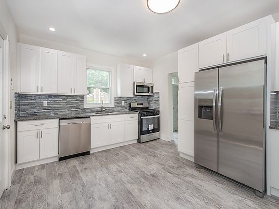 3rd image of 242 Rock Ave #1
