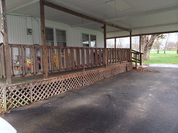 5th image of 303 W Dale Hts