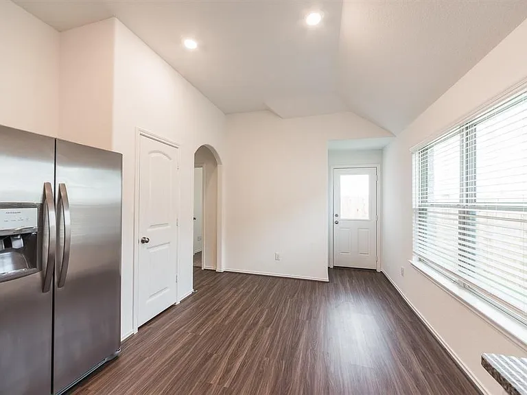 25911 Rosin Lake Ln — Photo 9