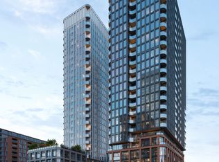 30 Mutual St #2001-C08, Toronto, ON M5B 0E4