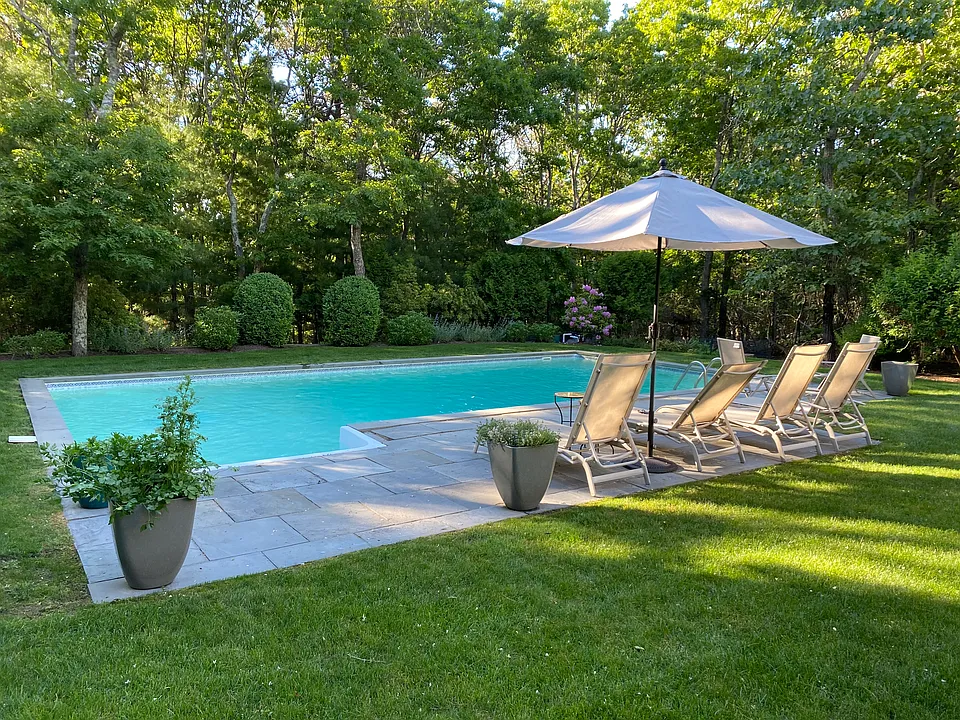 68 Whooping Hollow Rd