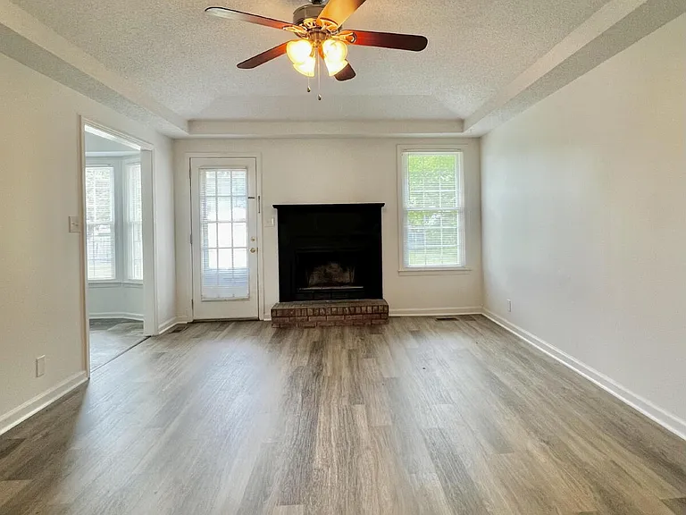 2303 Stokes Rd — Photo 11