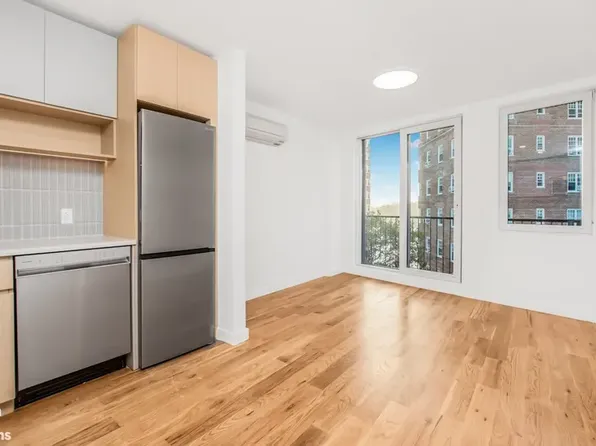 205 Cabrini Boulevard image 7 of 18