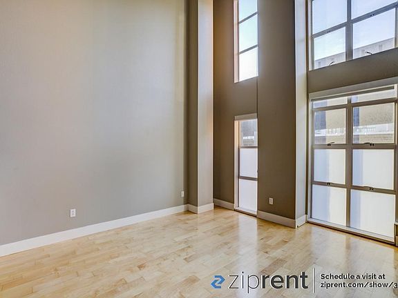 3rd image of 139 Stillman St APT 1