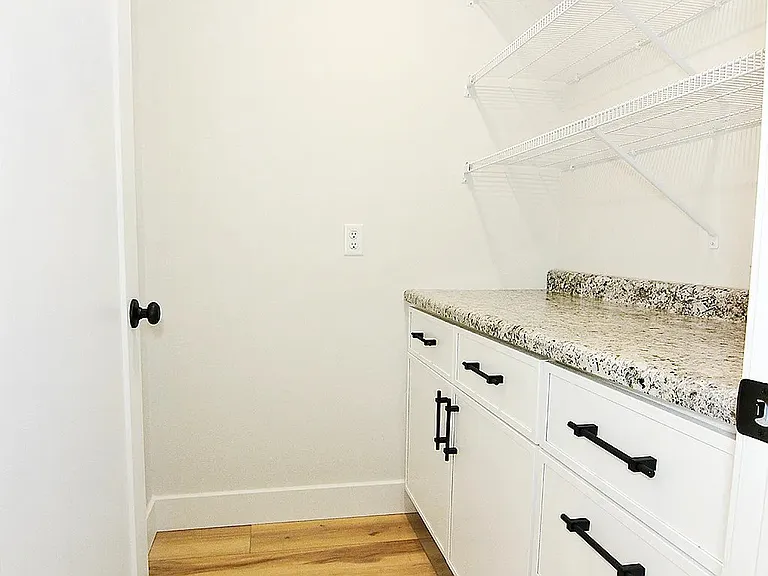 3011 Hawthorne Place Dr — Photo 6