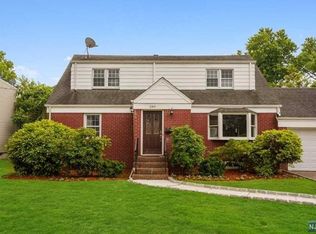 280 Madison Ave, Cresskill, NJ 07626