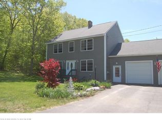 102 Cemetery Rd, Monmouth, ME 04259