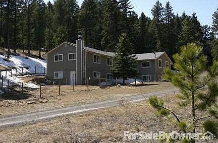 Main Outside Shot
						:
						View of house from road