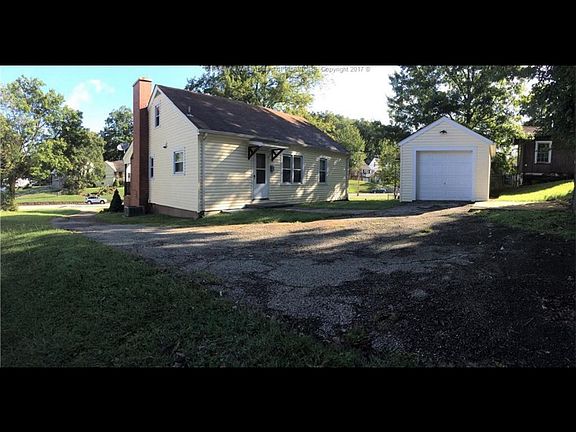 3rd image of 234 Staunton Ave SW