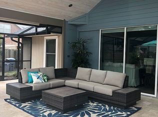 712 Cherry St, Neptune Beach, FL 32266