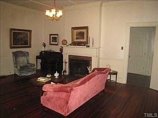 4th image of 115 Wilcox St