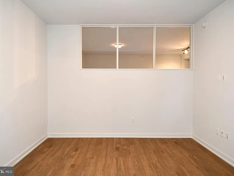 1625 Eckington Pl NE #610 — Photo 19