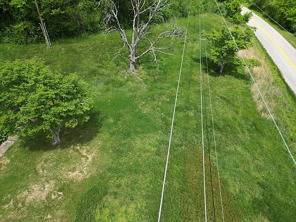 4th image of 4039 Centerville Rd