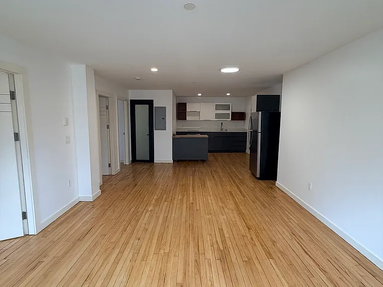 35 Springside Ave #2B — Photo 9