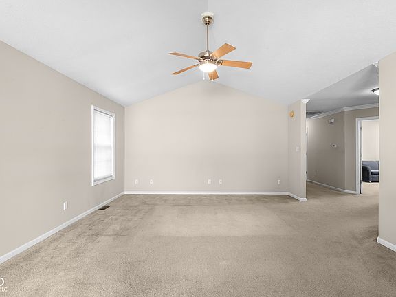 4th image of 5924 Woodland Parks Ct