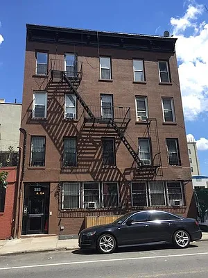 Rented by Avenue Sotheby's International Realty | media 5