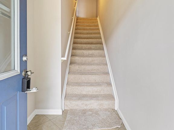 3rd image of 3304 Mariners Way