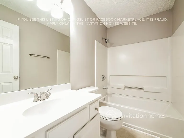 233 Regent Sq — Photo 12