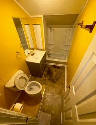 5th image of 132 N Locust St #D