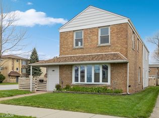 7922 46th St, Lyons, IL 60534