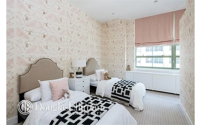 Sold by Douglas Elliman | media 32