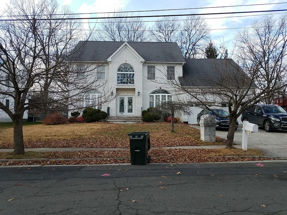 1st image of 1414 Redwood Dr