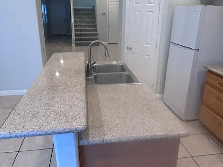 452 E Sunset Rd — Photo 35