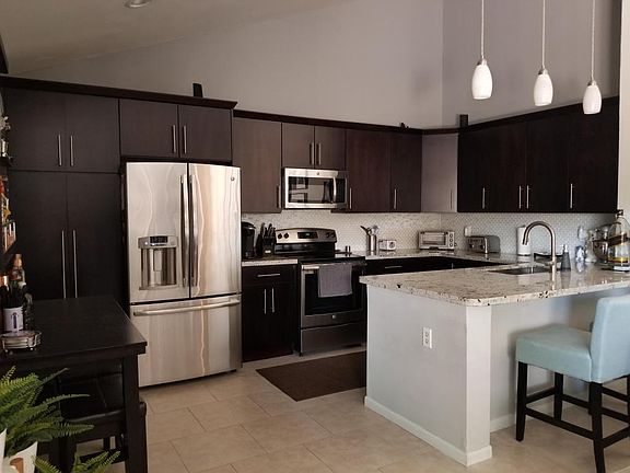 5th image of 8879 Thumbwood Cir APT B