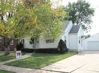 166 Highland Ave, Galesburg, IL 61401