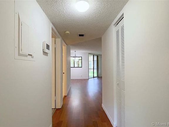 4th image of 15555 N Miami Lakeway N #106-18