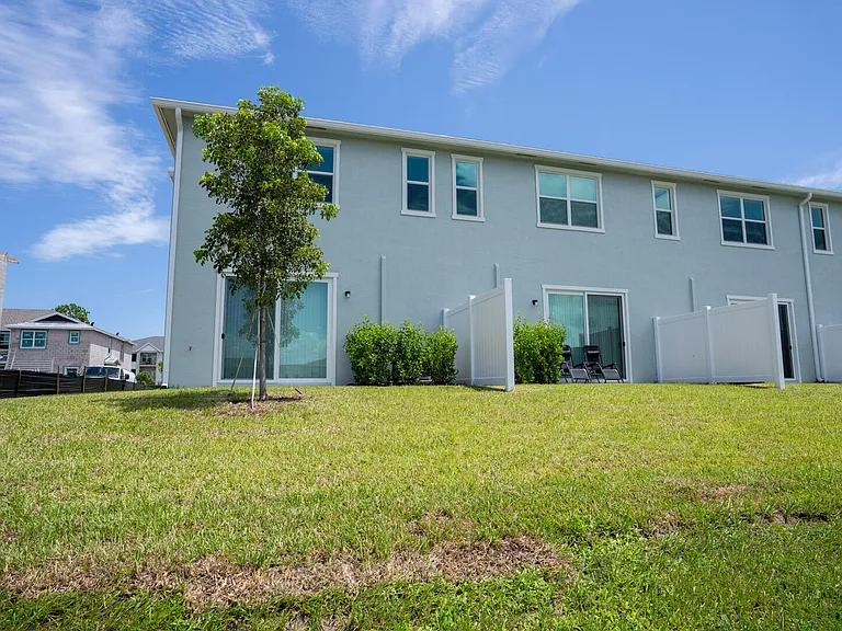 380 SE Crossoak Ln — Photo 22
