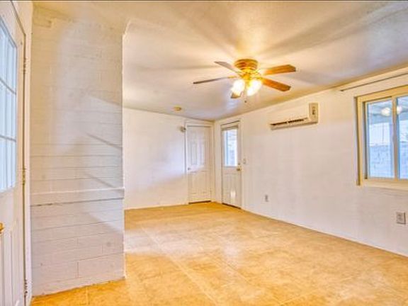 5th image of 2641 E 1st Pl