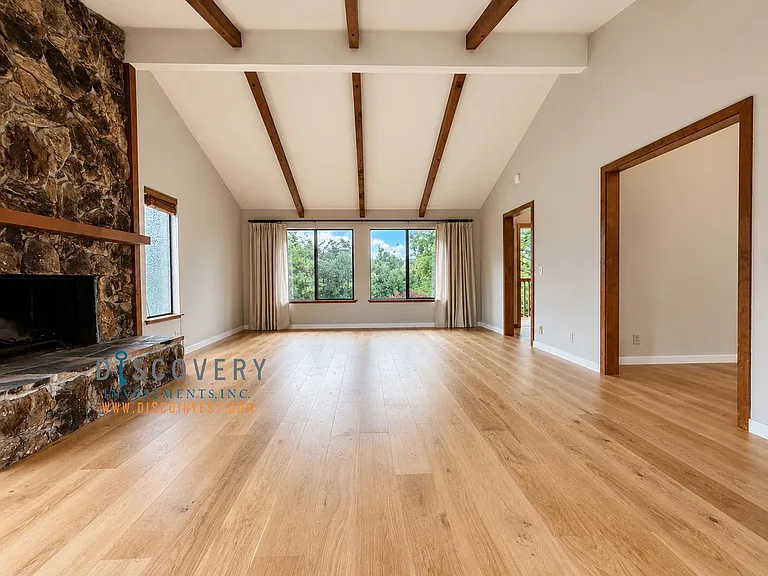 1188 Glencourt Dr — Photo 6