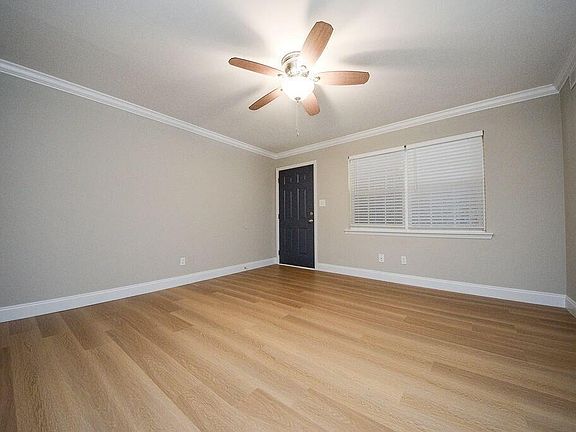3rd image of 3730 Keri Ln NE #1-24