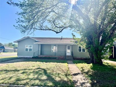 501 S 11th St, Clinton, OK, 73601