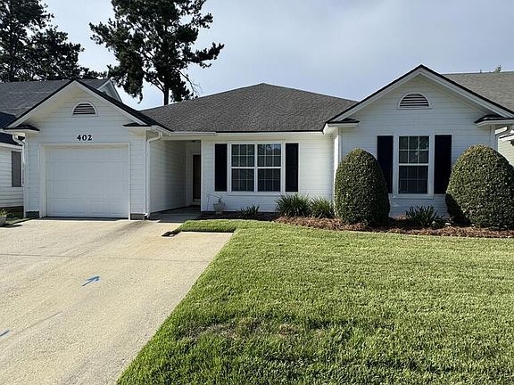2nd image of 402 Georgetown Cir