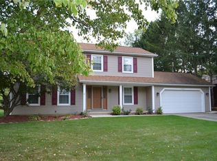 19661 Bennington Dr, Strongsville, OH 44136